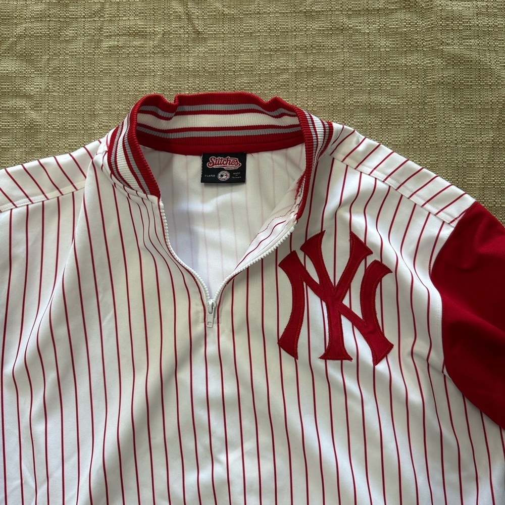 Stitches Red and White Striped  NY Yankee Men's Jersey .size XL - Picture 4 of 5
